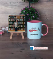 Kütüphaneci Fotoğraflı Dekoratif Taş, Kupa Bardak Beyaz Hediye (Model 6)