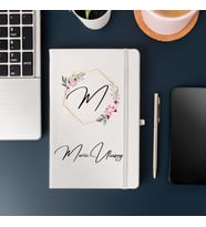 Çılgıntrend Kişiye Özel Çiçek Çerçeve Tasarımlı Defter (Beyaz)