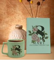 BK Gift 8 Mart Tasarımlı Yeşil Sert Kapaklı Defter ve Middle Kupa Seti, Arkadaşa Hediye, Yeni İş Hediyesi, Doğum Günü Hediyesi (Model 4)