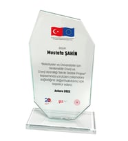 Kişiye Özel Baskılı Kristal Cam Plaket Kadife Kutulu No:06 (Lacivert)