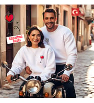 Sevgililer Günü Kombin Erkek Kadın Kadeh İçinde Kabartmalı Kalp Bisiklet Yaka Sweatshirt 5004 (Beyaz)