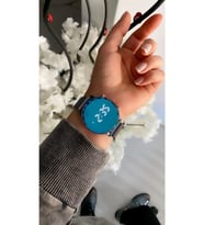 Unisex Tuşlu Led Saat Mıknatıslı Kordon Özel Seri (Siyah-Lacivert)