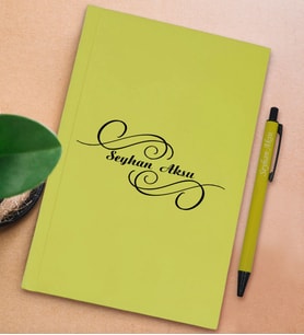 BK Gift Kişiye Özel İsimli Sarı Sert Kapaklı Defter ve Tükenmez Kalem Seti, Arkadaşa Hediye, Yeni İş Hediyesi, Doğum Günü Hediyesi (Model 16)