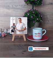 Fizyoterapist Fotoğraflı Dekoratif Taş, Ahşap Altlıklı Türk Kahvesi Fincanı Hediye (Model 3)
