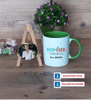 Komiser Yardımcısı Kupa Bardak Beyaz ve Fotoğraflı Ahşap Anahtarlık Hediye (Model 14)
