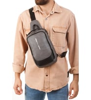 Newish Polo Uziko Çapraz Sırt Çantası-Body Bag Usb Ve Kulaklık Çıkışlı (Antrasit)