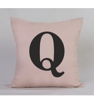 Q Harfli Yastık (Bej)