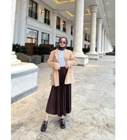 PİLİSELİ TESETTÜR ETEK (Kahverengi)