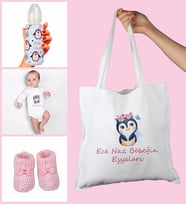 eJOYA Bebeklere Özel Çantasında Kişiye Özel Zıbın Biberon Ve Patik Bebek Hediye Seti 109793 (Pembe)