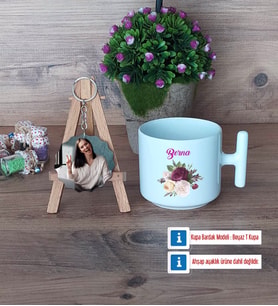 İsme Özel Doğum Günü Hediyesi Kupa Bardak Beyaz ve Fotoğraflı Ahşap Anahtarlık Hediye (Model 12)