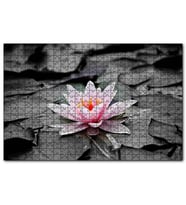 Cakapuzzle Siyah Beyaz Lotus Yaprakları ve Pembe Nilüfer Çiçeği  Puzzle Yapboz MDF (Ahşap) (255 Parça)