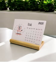 2025 Avukat Turuncu Tasarım Masa Takvimi