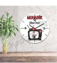 Muhabir Erkek Figür Duvar Saati