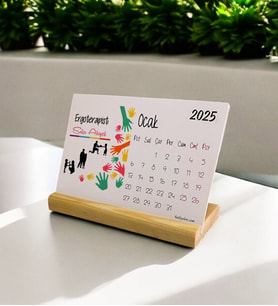 2025 Ergoterapist Pembe Tasarım Masa Takvimi