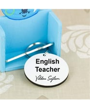 English Teacher Siyah Tasarım Anahtarlık