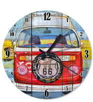 Ahşap Zeminde Volkswagen Route 66 Duvar Saati