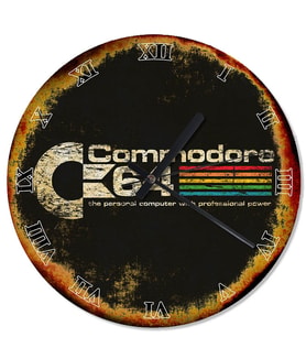 Eskimiş Zeminde Commodore 64 Amblem Duvar Saati