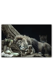 Ahşap Tablo Fantazi Küçük Kız Aslan Aile