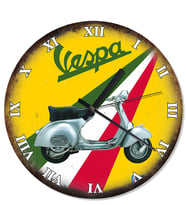 Renkli Yolda Vespa Retro Duvar Saati
