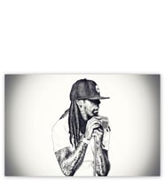 Ahşap Tablo Rastalı Saçlı Şapkalı Rap Şarkıcısı Çizim