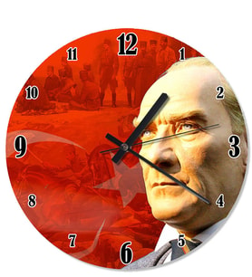 Kırmızı Bayrak Atatürk Savaş Meydanı Duvar Saati