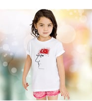 BK Gift Kişiye Özel 23 Nisan Tasarımlı Beyaz Çocuk Tişört - K12