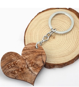 BK Gift Kişiye Özel Ahşap Kabartma Tasarımlı MDF Kalp Anahtarlık
