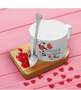 BK Gift Kişiye Özel Sevgililer Günü Tasarımlı Ahşap Altlıklı Seramik Fincan - 1