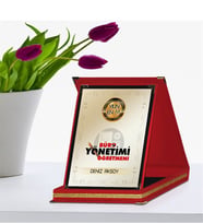 BK Gift Kişiye Özel Yılın En İyi Büro Yönetimi Öğretmeni Kırmızı Plaket Ödülü