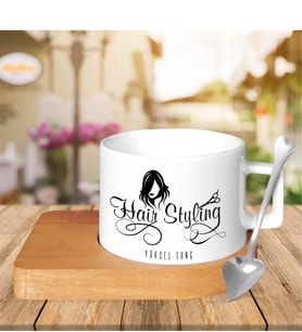 BK Gift Kişiye Özel Mesleki Saç Tasarımcı Ahşap Altlıklı Seramik Fincan - 2