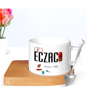 BK Gift Kişiye Özel Mesleki Eczacı Ahşap Altlıklı Seramik Fincan - 3