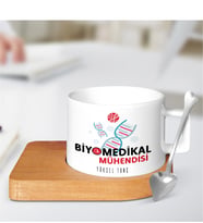 BK Gift Kişiye Özel Mesleki Biyomedikal Mühendisi Ahşap Altlıklı Seramik Fincan