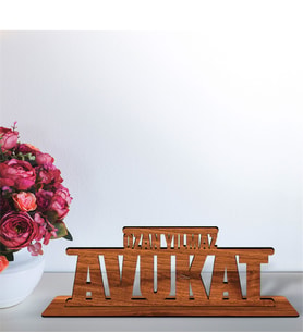 BK Gift Kişiye Özel Mesleki Avukat Ahşap Masa İsimliği  - B1