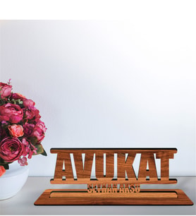 BK Gift Kişiye Özel Mesleki Avukat Ahşap Masa İsimliği  - A1