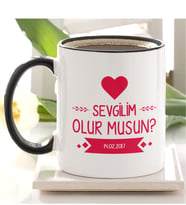 BK Gift Kişiye Özel Sevgilim Olur Musun Siyah Kupa Bardak