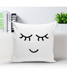 BK Gift Kişiye Özel Mrs. Shy Beyaz Yastık