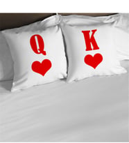 BK Gift Kişiye Özel İkili Kupa Kraliçesi & Kupa Kralı Beyaz Yastık