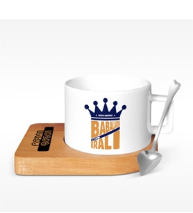 BK Gift Kişiye Özel Babaların Kralı Tasarımlı Ahşap Altlıklı Seramik Fincan - 1