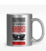 BK Gift Kişiye Özel Dünyanın En Yakışıklı Babası Tasarımlı Gümüş Yaldızlı Kupa Bardak - 1