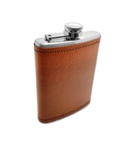 Çelik Üzeri Kahve Deri Kaplı 8 oz 240 ml İçki Matarası py96khv