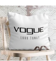 BK Gift Kişiye Özel Vogue Beyaz Yastık
