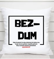 Bezdum Kelime Anlamlı Saten Kare Yastık