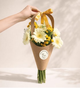 Kraft Taşımalı Bukette Gerberalar ve Kasımpatı