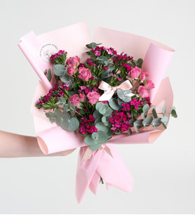 Krem Pudra Bukette Kurdeleli Pembe Çardak Güller