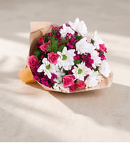 Sarı Bukette Pembe Çardak Güller & Beyaz Papatyalar