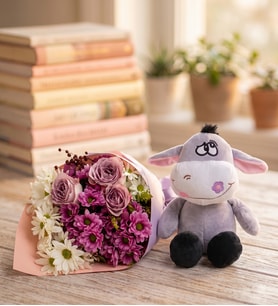 Lila Bukette Gül, Papatya ve Peluş Eşek