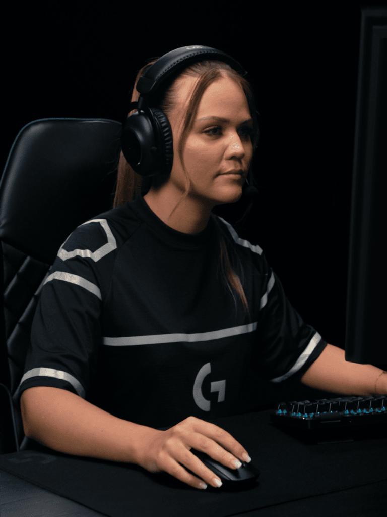 Logitech G Pro X Superlight 2 Kablosuz Beyaz Gaming Mouse H5